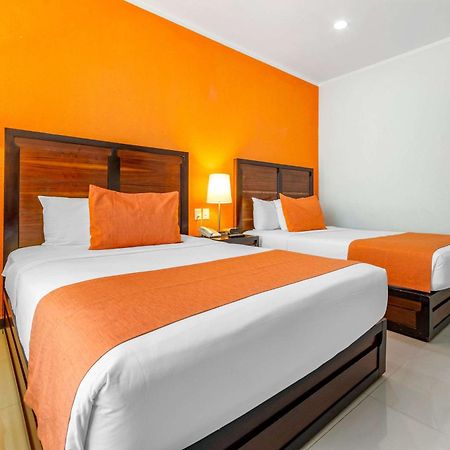 Comfort Inn Cancun Aeropuerto Bagian luar foto