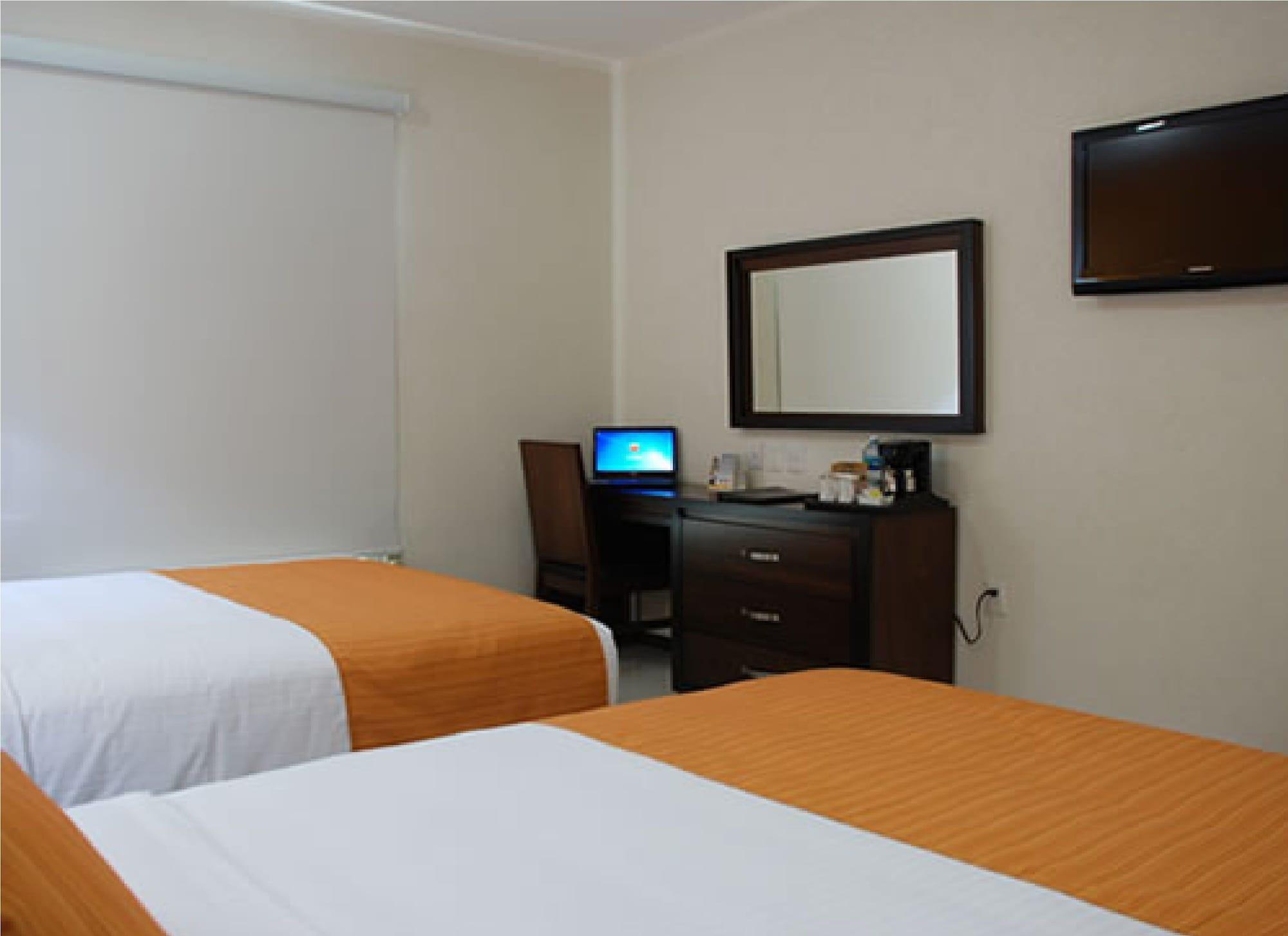 Comfort Inn Cancun Aeropuerto Bagian luar foto