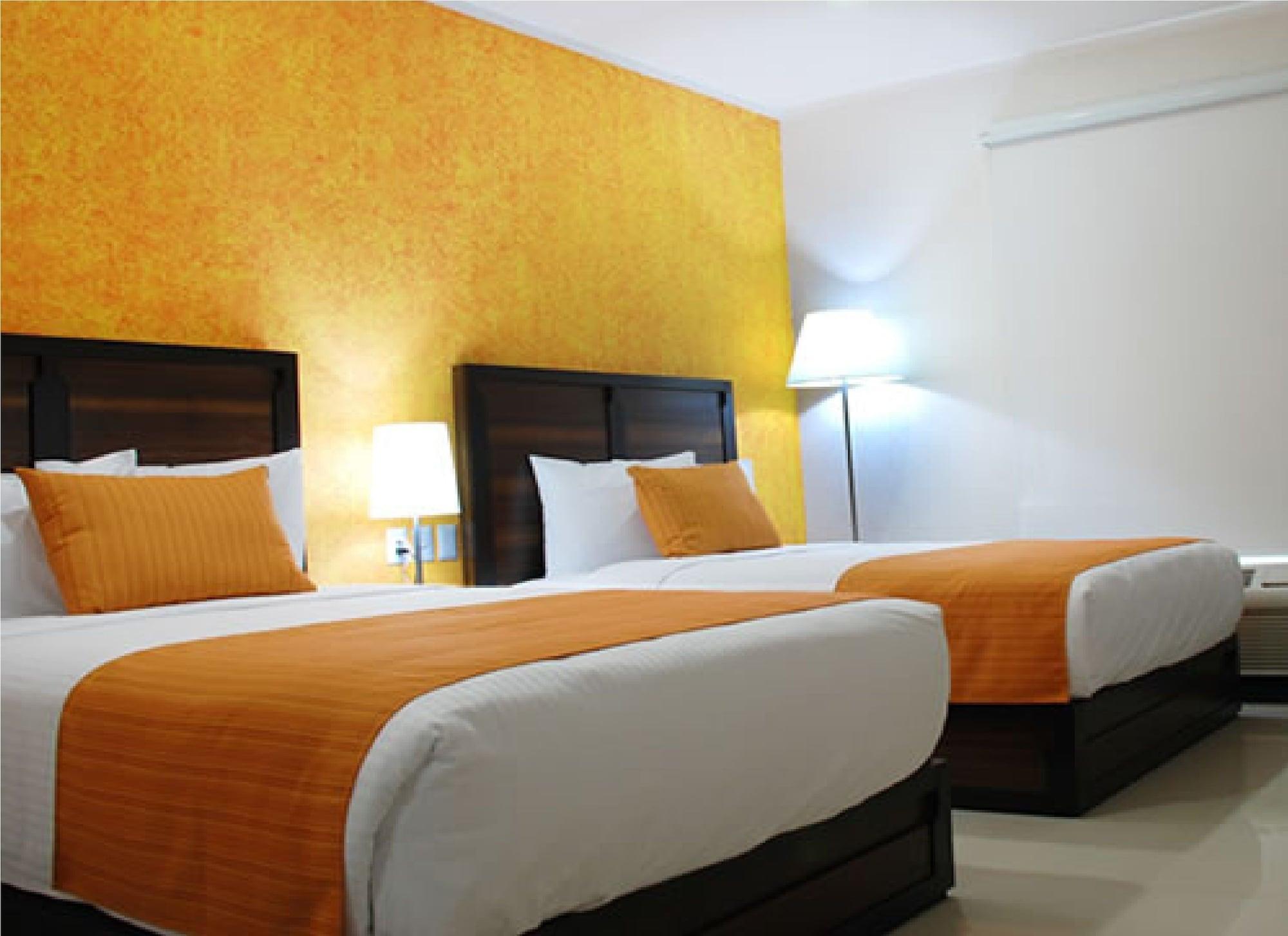 Comfort Inn Cancun Aeropuerto Bagian luar foto